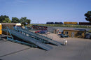 Walthers / Automobile Transloading Terminal / HO Scale
