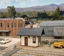 Walthers / Flag Stop Station / HO Scale