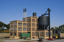 Walthers / Tire Plant / HO Scale