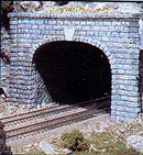 Woodland Scenics / Double-Track Tunnel Portal / HO Scale