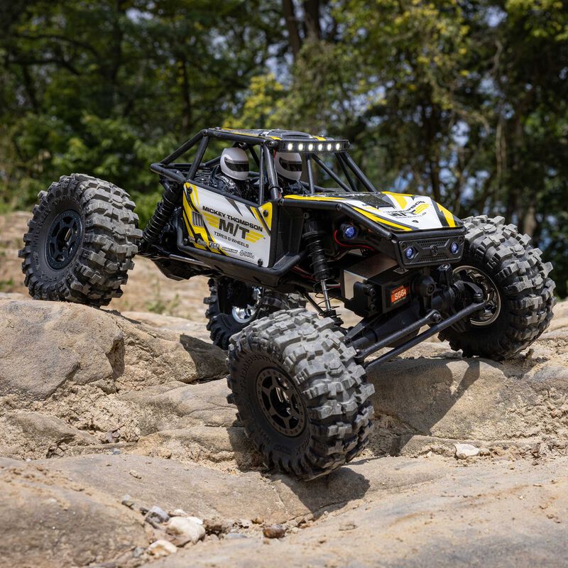 1/18 UTB18 Capra 4WS 4WD Trail Buggy RTR with Battery & Charger, Yellow