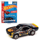 Auto World 1969 Camaro SS Hot Wheels Flames HO Slot Car SC382